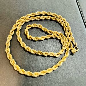 Rope  chain necklace gold tone